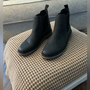 Clarks Black Leather Men's Boots